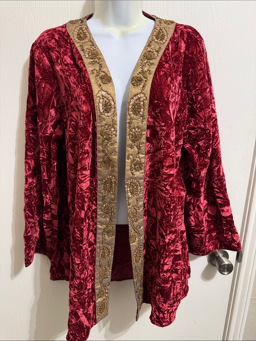 Soft Surroundings Burnout Open Front Topper Red Crushed Velvet Gold Beaded XL